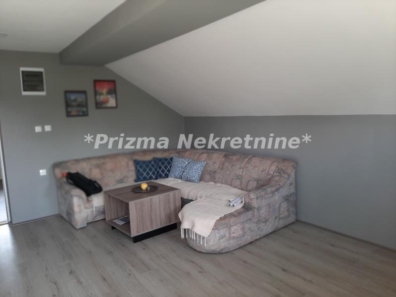 Kuća Prodaja Paraćin  200 m2