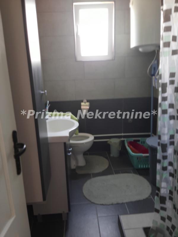 Kuća Prodaja Paraćin  200 m2
