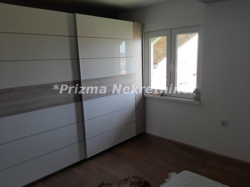 Kuća Prodaja Paraćin  200 m2