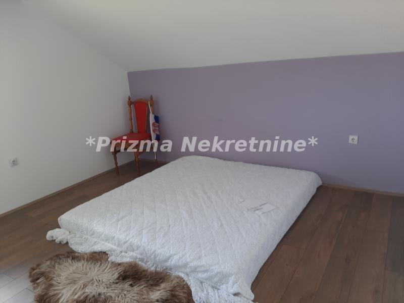 Kuća Prodaja Paraćin  200 m2