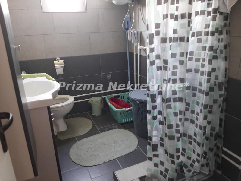Kuća na prodaju, Gloždak, Paraćin, 200m², 65.000 €