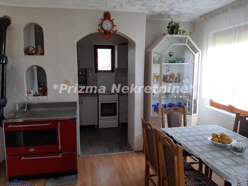 Kuća na prodaju, Gloždak, Paraćin, 200m², 65.000 €