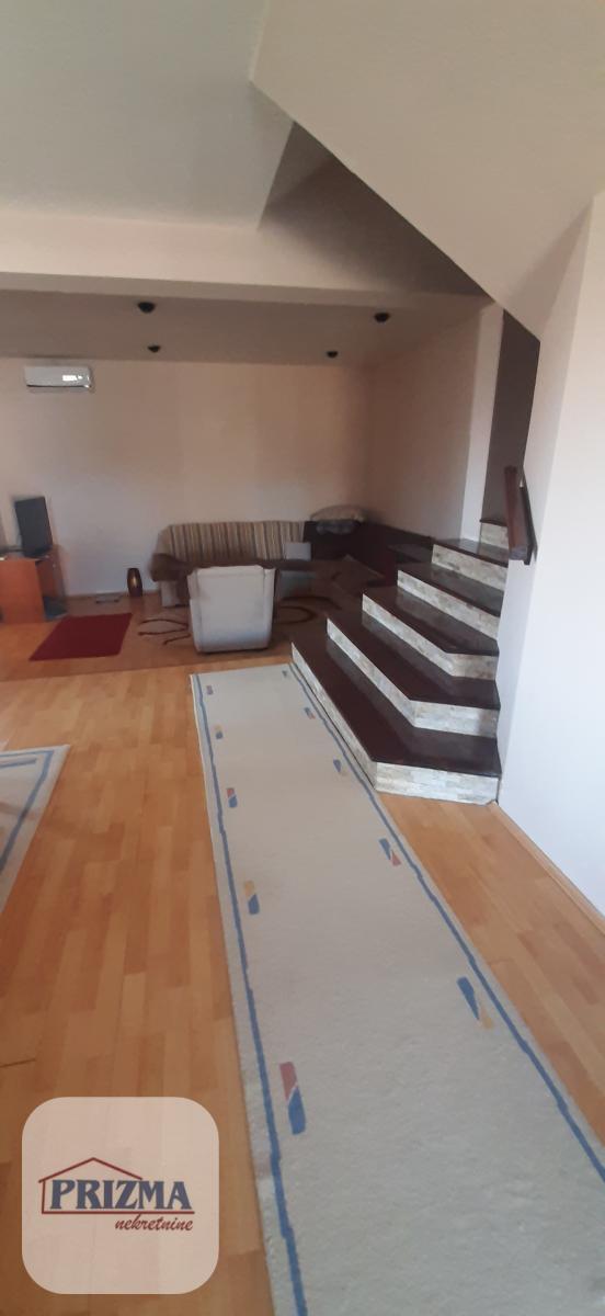 Kuća Prodaja Paraćin  177 m2