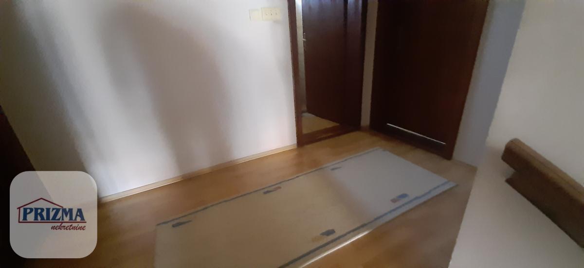 Kuća Prodaja Paraćin  177 m2