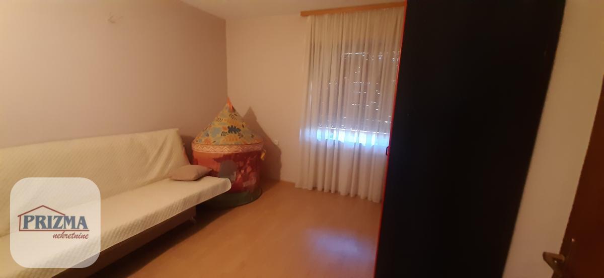Kuća na prodaju, Gloždak, Paraćin, 177m², 130.000 €