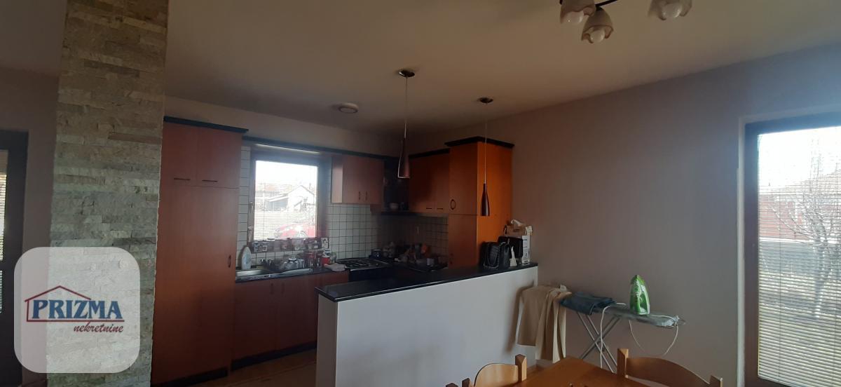 Kuća na prodaju, Gloždak, Paraćin, 177m², 130.000 €