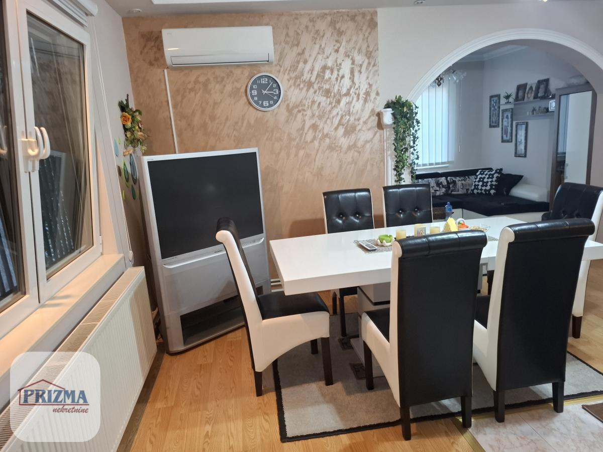 Kuća Prodaja Paraćin  222 m2