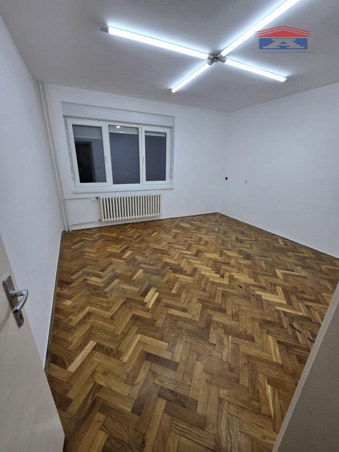Lokal Izdavanje Novi Sad Kej 69 m2