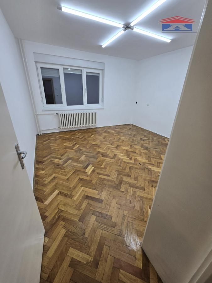 Lokal Izdavanje Novi Sad Kej 69 m2
