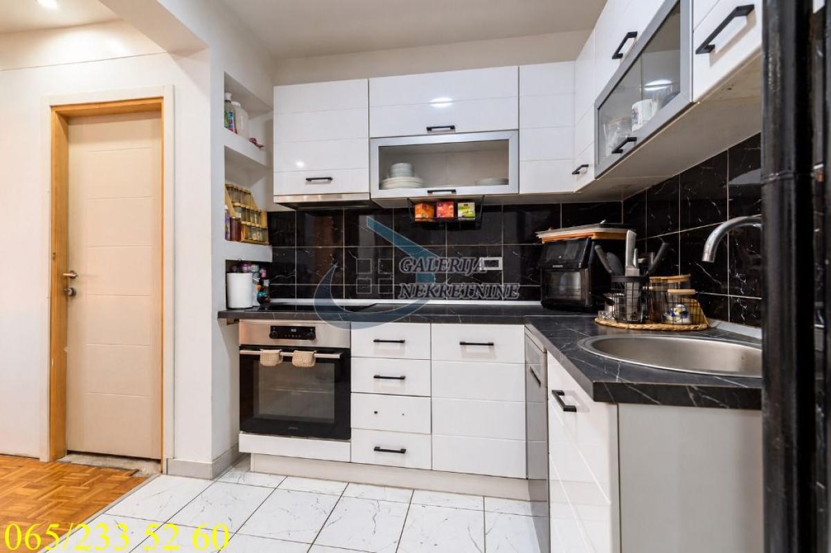 Jednoiposoban stan na prodaju, Blok 23, Beograd, 50m², 209.000 €