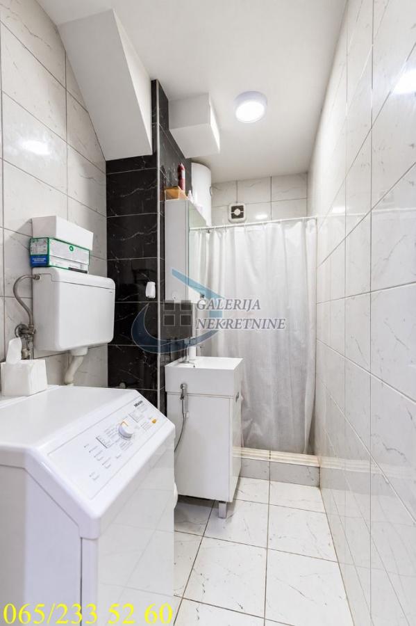 Jednoiposoban stan na prodaju, Blok 23, Beograd, 50m², 209.000 €
