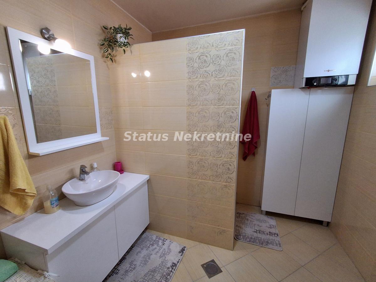 index Kuća za izdavanje, Sremska Kamenica, Novi Sad, 157m², 1.600 €/mes