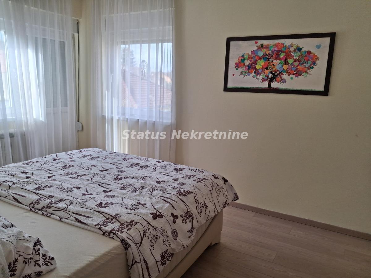 index Kuća za izdavanje, Sremska Kamenica, Novi Sad, 157m², 1.600 €/mes