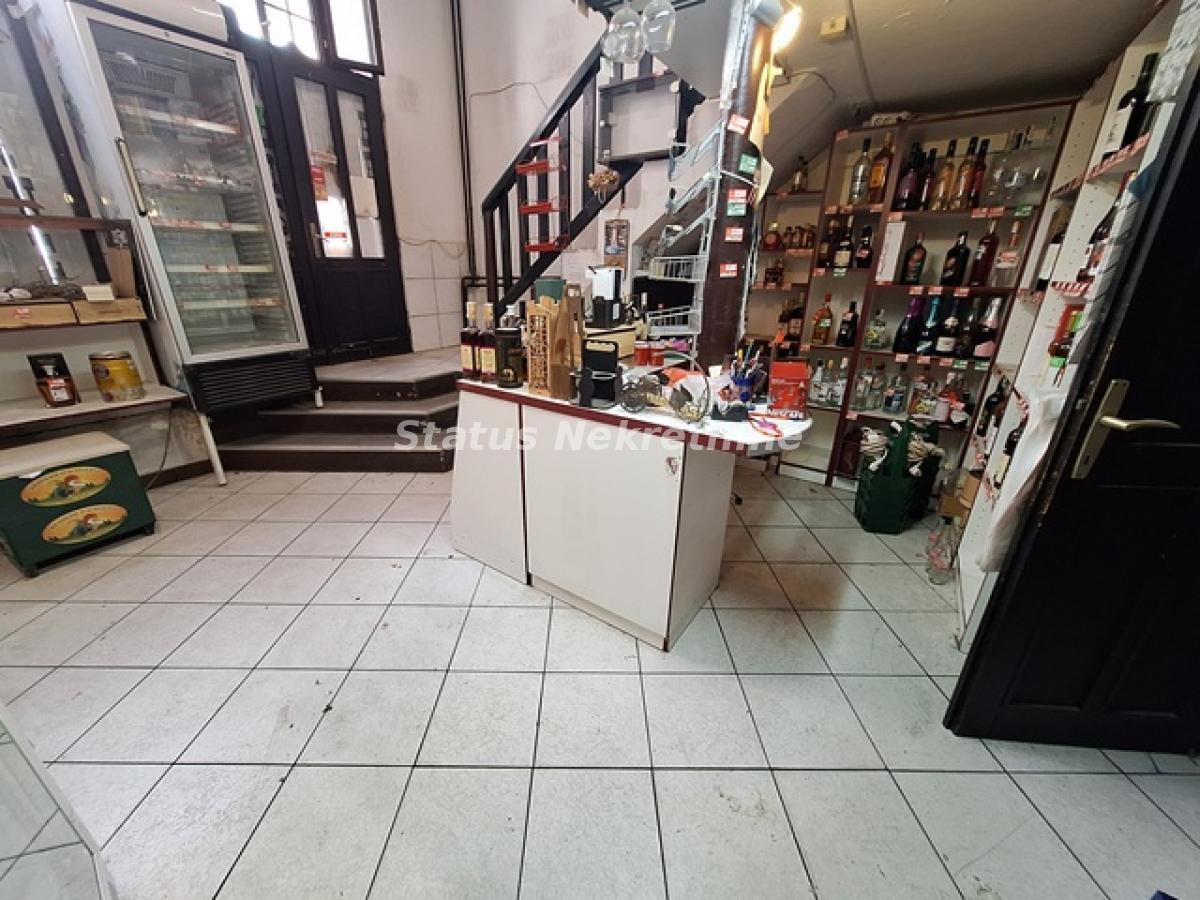 Lokal Izdavanje Novi Sad  30 m2