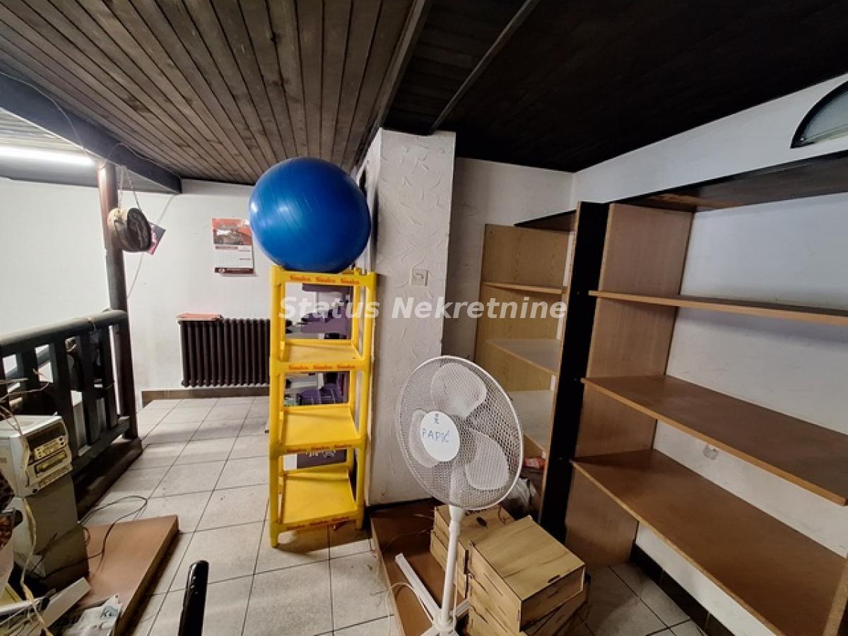 Lokal Izdavanje Novi Sad  30 m2
