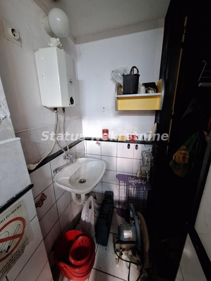 Lokal Izdavanje Novi Sad  30 m2