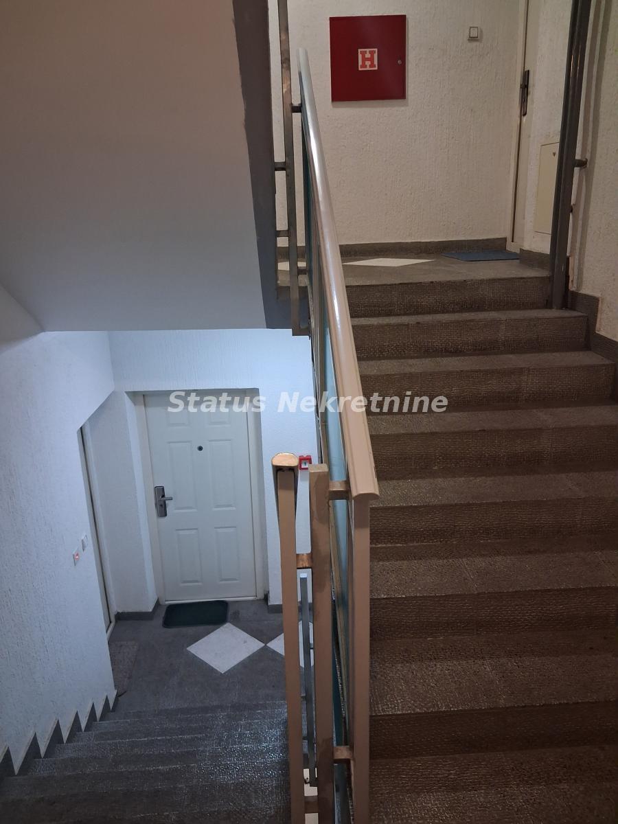 index Jednoiposoban stan za izdavanje, Centar, Novi Sad, 35m², 450 €/mes