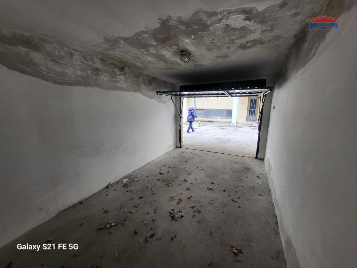Garaža Izdavanje Novi Sad Garaža Izdavanje Novi Sad 15 m2
