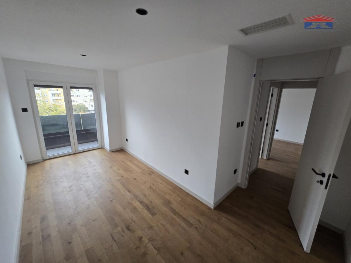 Lokal Izdavanje Novi Sad Lokal Izdavanje Novi Sad 221 m2
