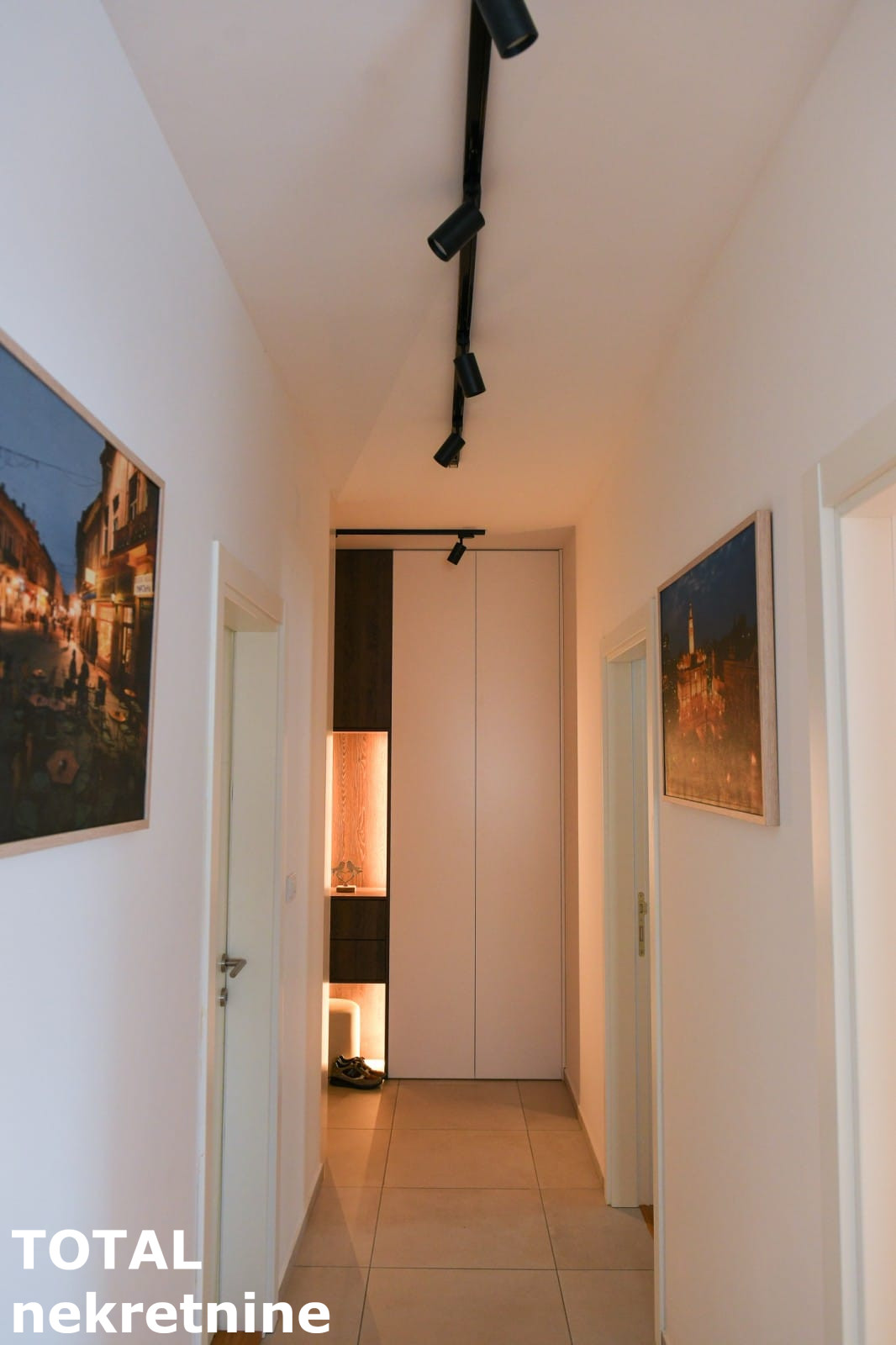 izdavanje-adamoviCevo-naselje-9189972-z1q8b Trosoban stan za izdavanje, Adamovićevo Naselje, Novi Sad, 65m², 900 €/mes