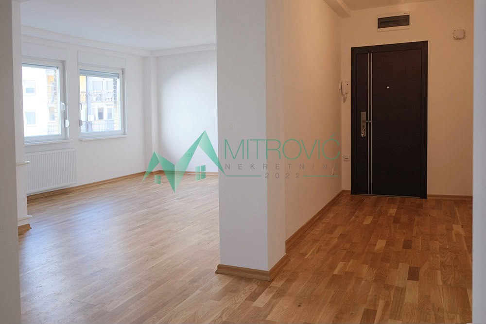 Stan Prodaja Novi Sad  55 m2