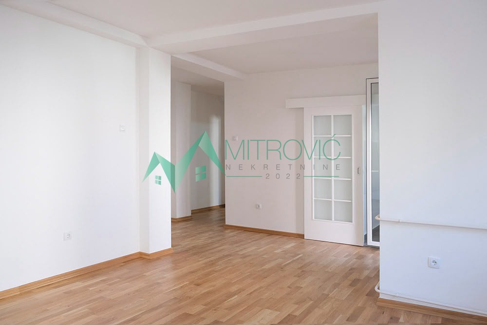 Stan Prodaja Novi Sad  55 m2