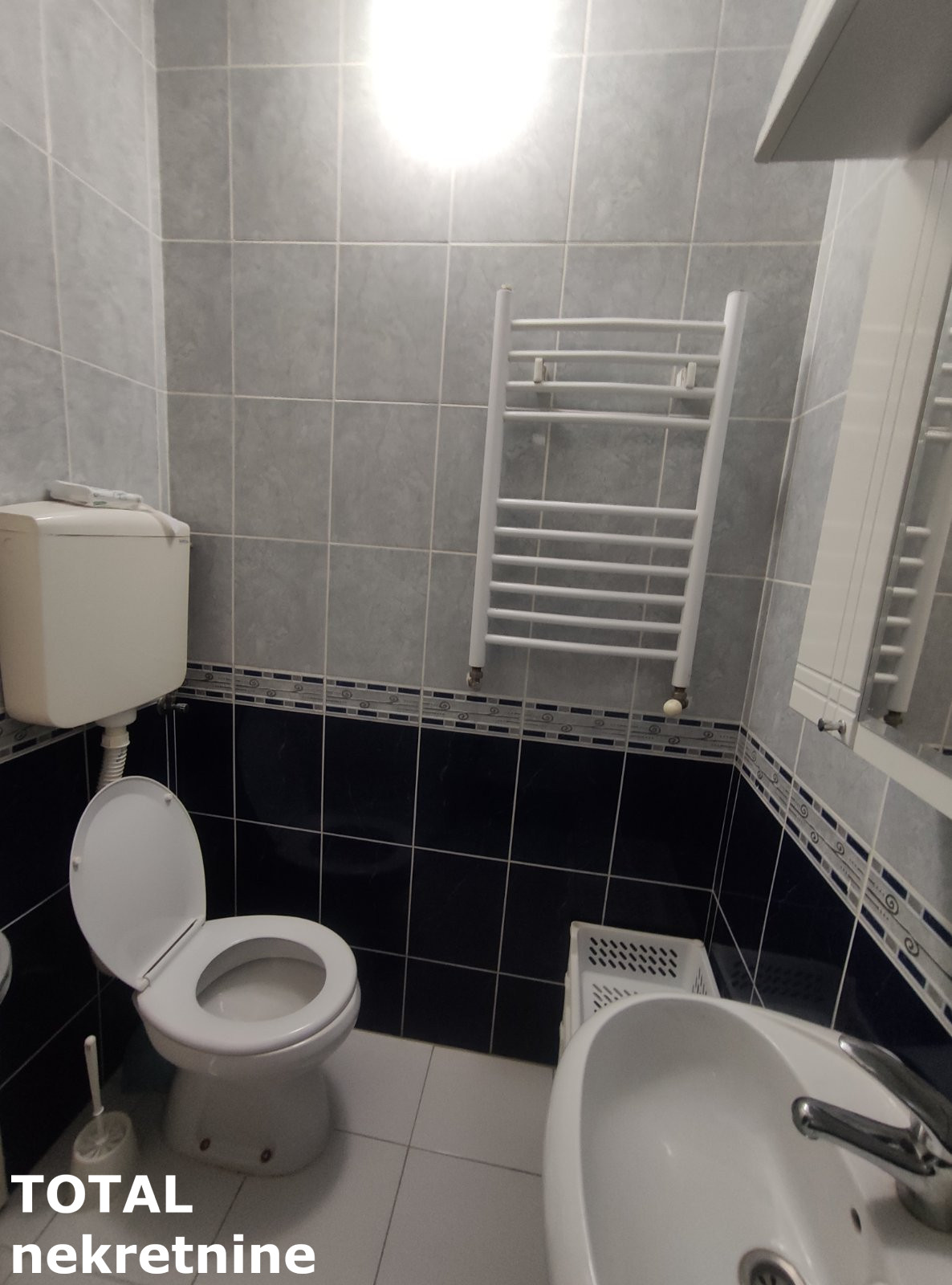 Stan Izdavanje Novi Sad Stan Izdavanje Novi Sad Cara Dušana 25 m2