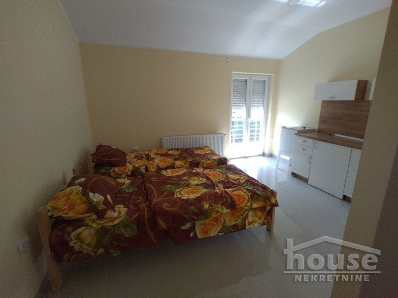 Lokal za izdavanje, Kać, Novi Sad, 370m², 2.000 €/mes