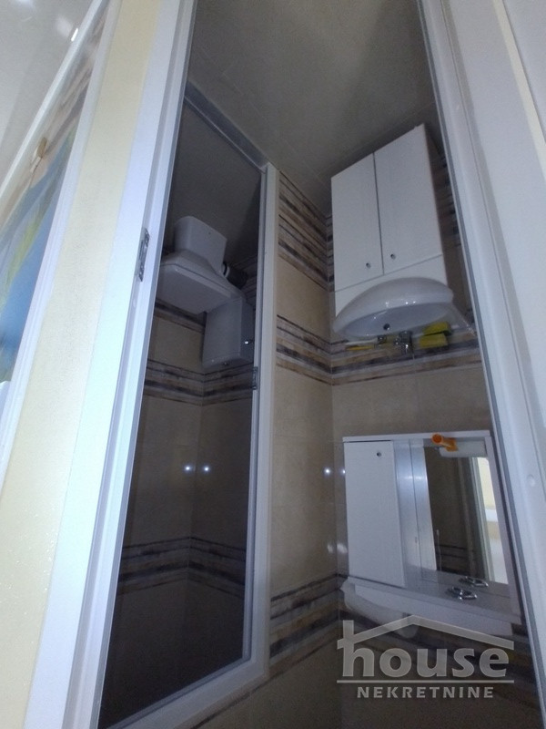 Lokal Izdavanje Novi Sad  370 m2