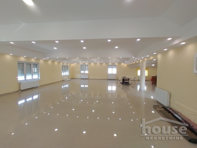 Lokal Izdavanje Novi Sad  370 m2