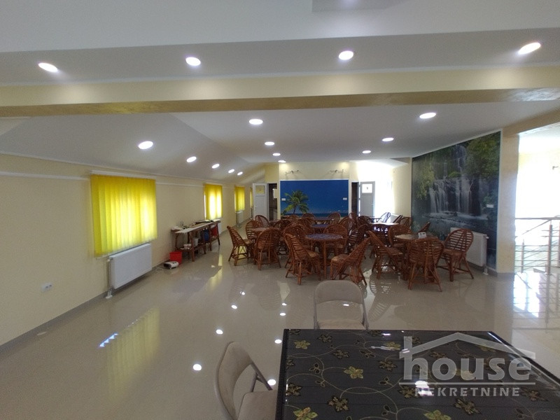 Lokal Izdavanje Novi Sad  370 m2