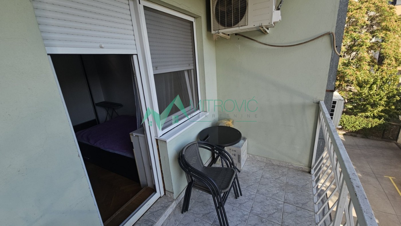 izdavanje-centar-ns-9102544-kzuvc Stan Izdavanje Novi Sad 36 m2