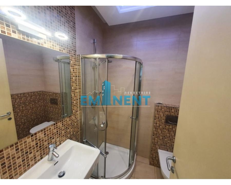 izdavanje-kuca-BulPeEe2tH Četvorosoban stan za izdavanje, Dedinje, Beograd, 148m², 1. sprat, 2.400 €/mes