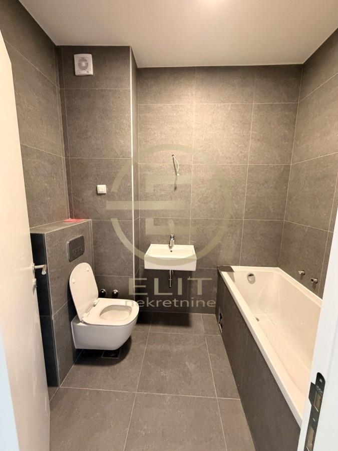 Trosoban stan na prodaju, Telep, Novi Sad, 65m², 179.000 €