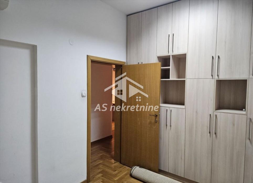 Stan Izdavanje Beograd Stan Izdavanje Beograd Tašmajdan 136 m2