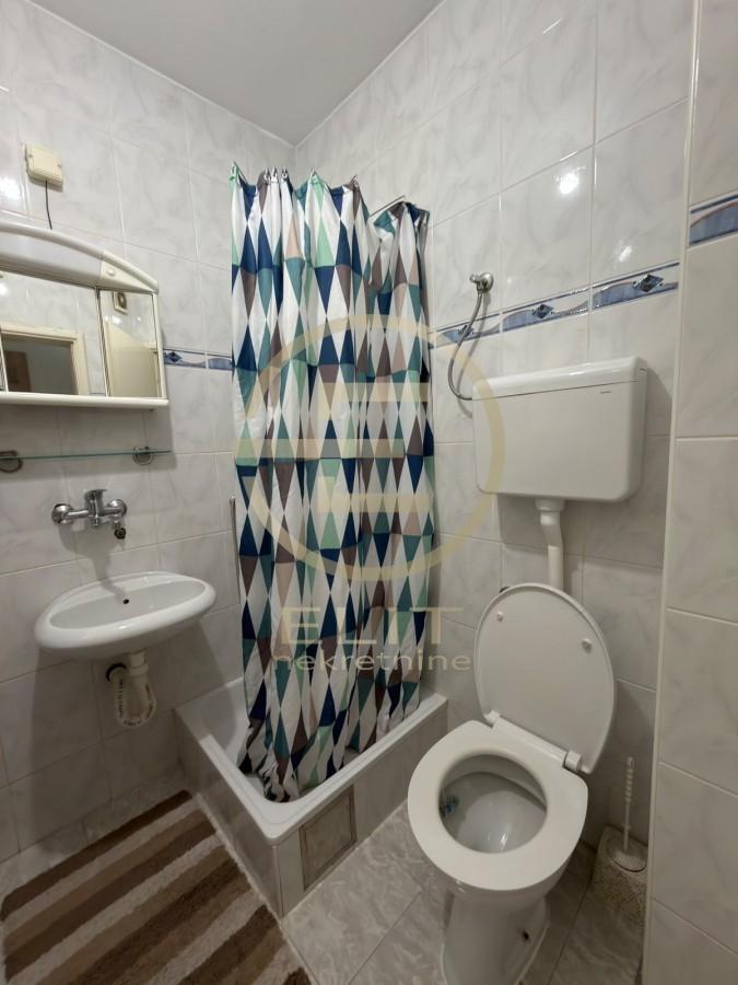 Jednosoban stan na prodaju, Socijalno, Novi Sad, 32m², 100.000 €