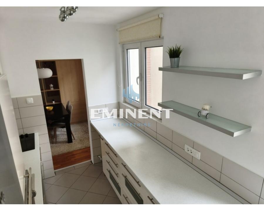 izdavanje-kuca-bGqlZ4XIad Stan Izdavanje Beograd Blok 70a 72 m2