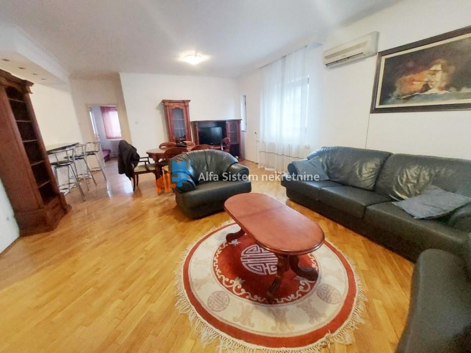 Stan Izdavanje Beograd Banovo Brdo 140 m2