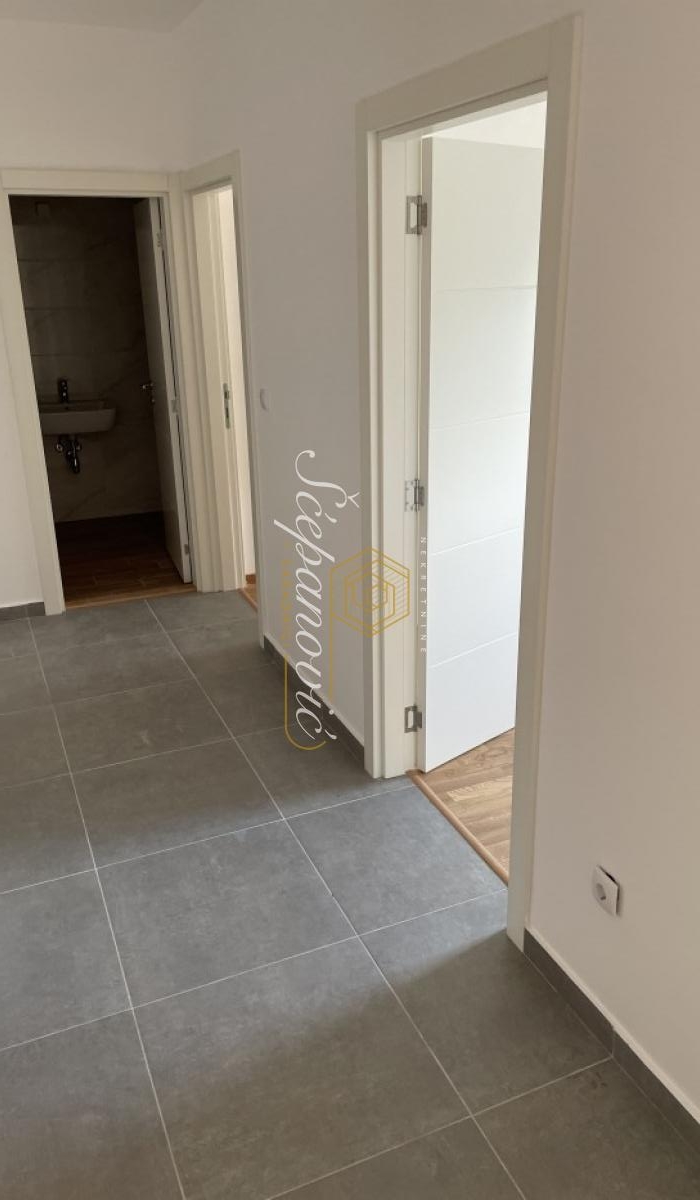 Stan Izdavanje Novi Sad  61 m2