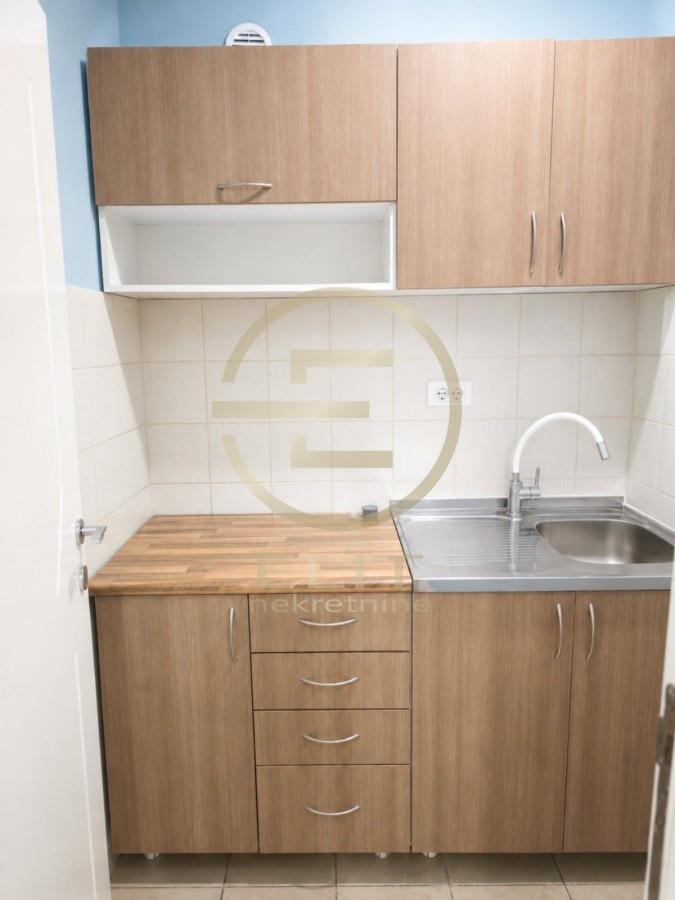 Stan Izdavanje Novi Sad  78 m2