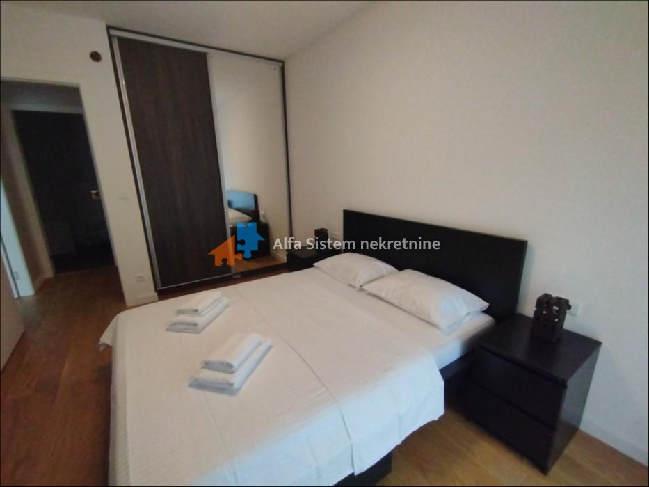 izdavanje-kuca-xtOGiJvYM9 Trosoban stan za izdavanje, Trošarina, Beograd, 88m², 1.300 €/mes