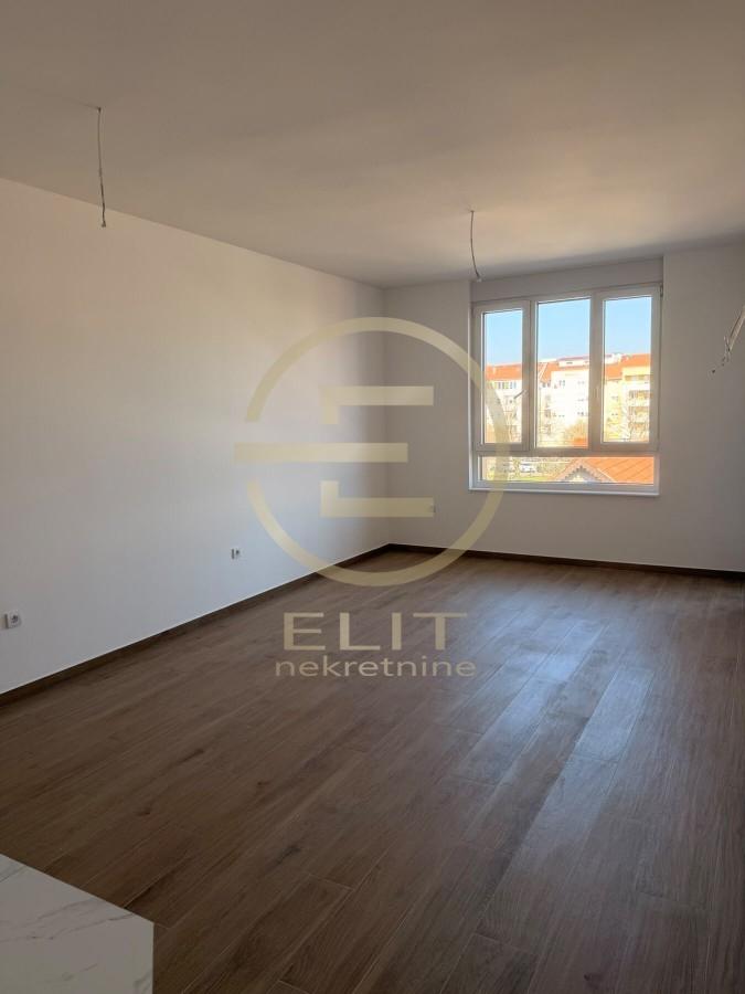 Stan Prodaja Novi Sad  65 m2