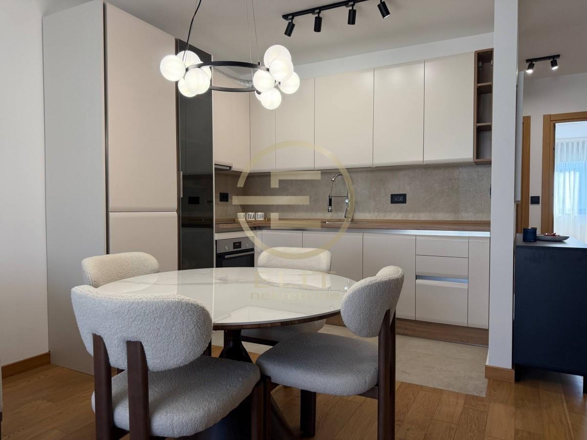 Stan Izdavanje Novi Sad  72 m2