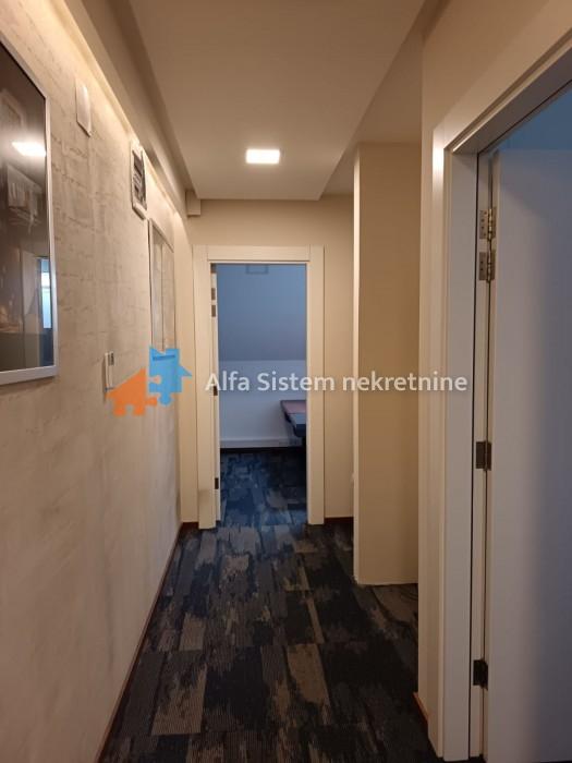 izdavanje-lokala-LOOm3F2CmE Lokal za izdavanje, Dedinje, Beograd, 155m², 1.800 €/mes