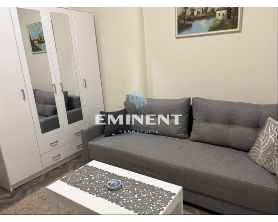 Stan Izdavanje Beograd Centar (Čukarica) 30 m2