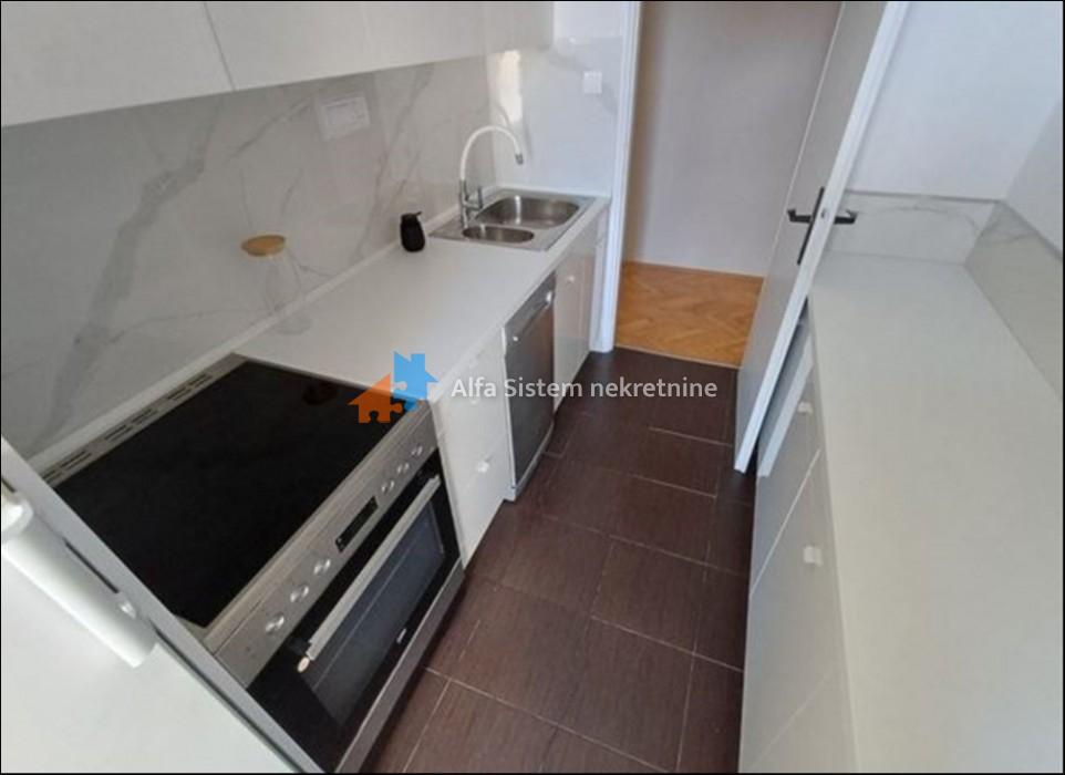 Dvosoban stan za izdavanje, Banovo Brdo, Beograd, 64m², 800 €/mes