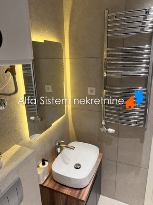 izdavanje-lokala-beograd-vfgWbnVmsa Stan Izdavanje Beograd Kalenić Pijaca 55 m2