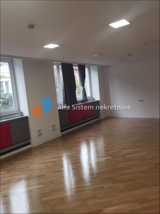 Lokal Izdavanje Beograd Lokal Izdavanje Beograd Trg Republike 420 m2
