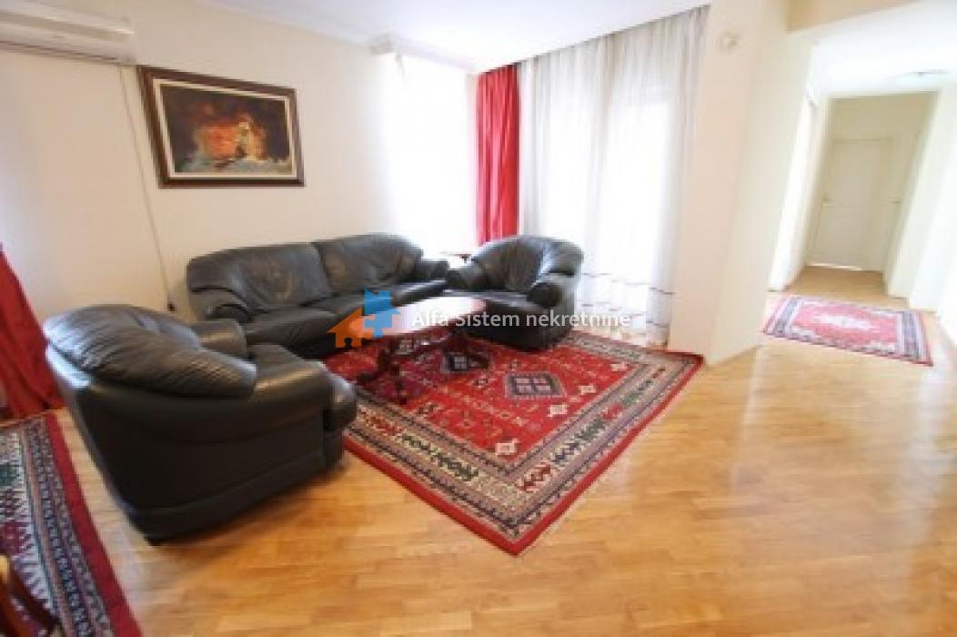 Stan Izdavanje Beograd Banovo Brdo 140 m2