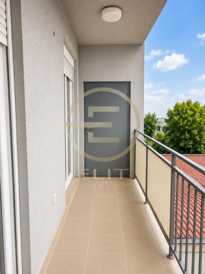 Trosoban stan za izdavanje, Centar, Novi Sad, 78m², 800 €/mes